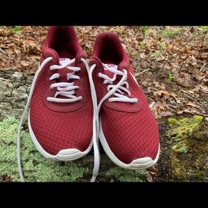 Red and white Nike Sneakers. Women’s 7 .5.